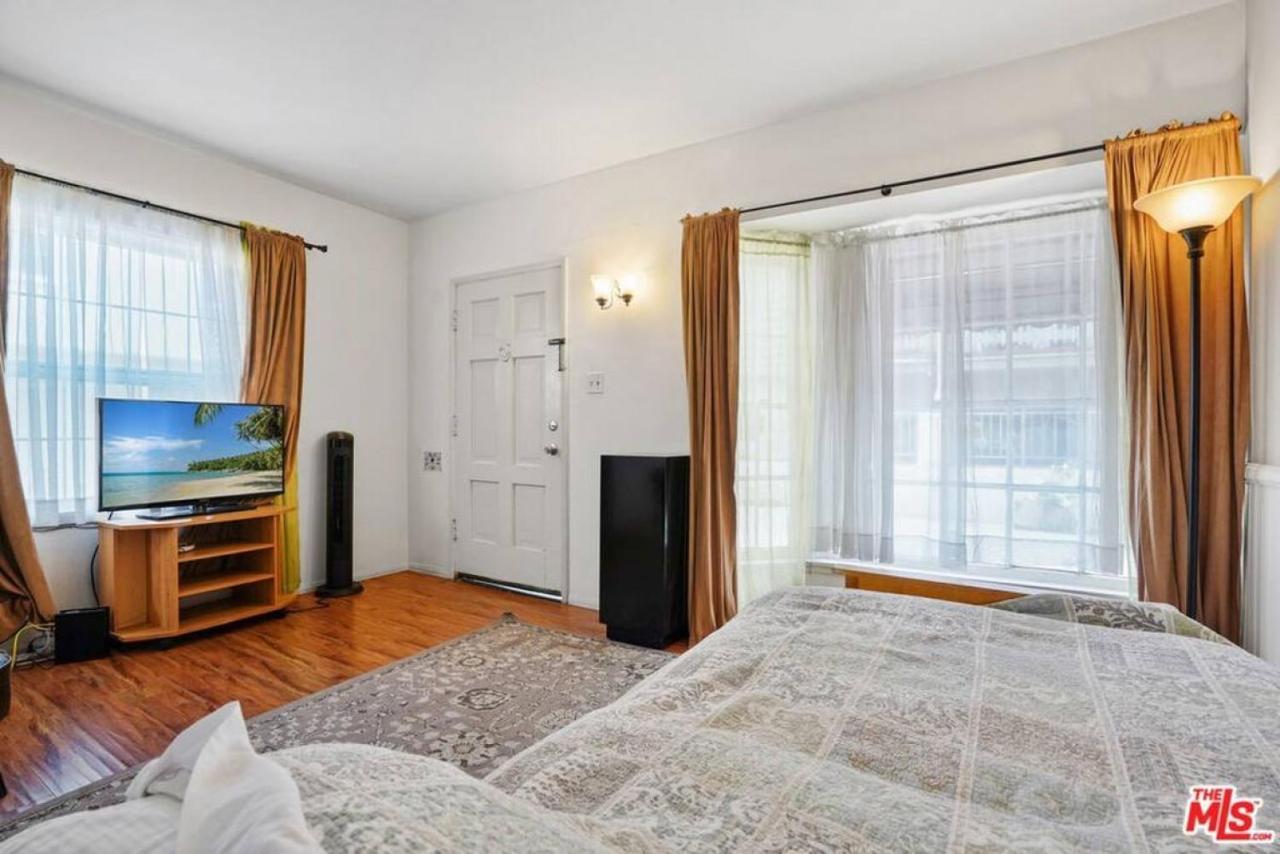 Lovely Located In Santa Monica B Apartment Los Angeles